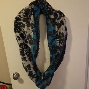 Stylish Black and Blue Floral Scarf